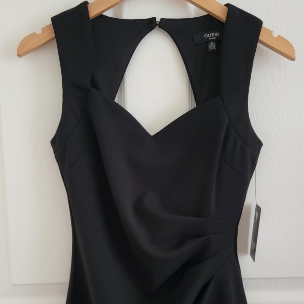NWT GUESS Scuba Crepe Sweetheart Neck Sheath Dress, Size 0 - Picture 5 of 14